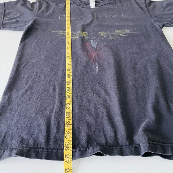 Bon Jovi You Give Love A Bad Name Heart & Dagger Logo Graphic T Shirt Vintage - Picture 4 of 7
